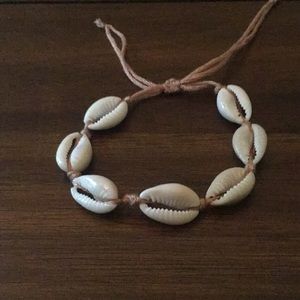 Adjustable cowrie shell bracelet